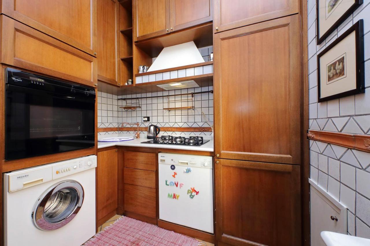 Bed and breakfast Bellezza Al Colosseo - & Apts 3*